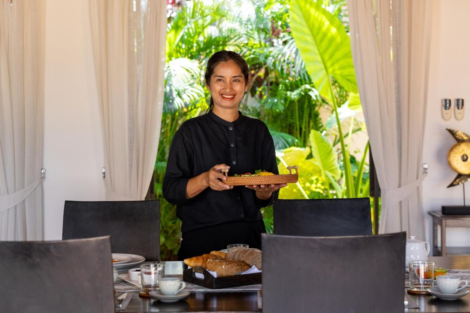 Bacaya Beachfront Villa หาดบางรัก ภายนอก รูปภาพ