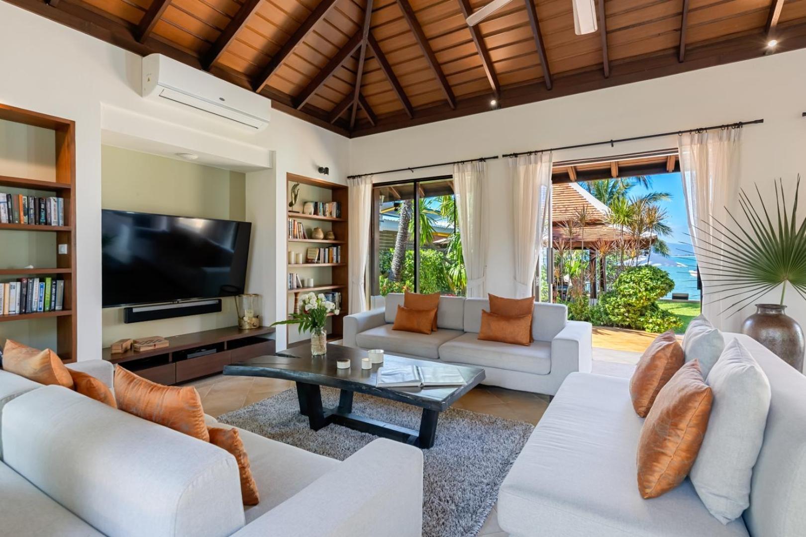 Bacaya Beachfront Villa หาดบางรัก ภายนอก รูปภาพ